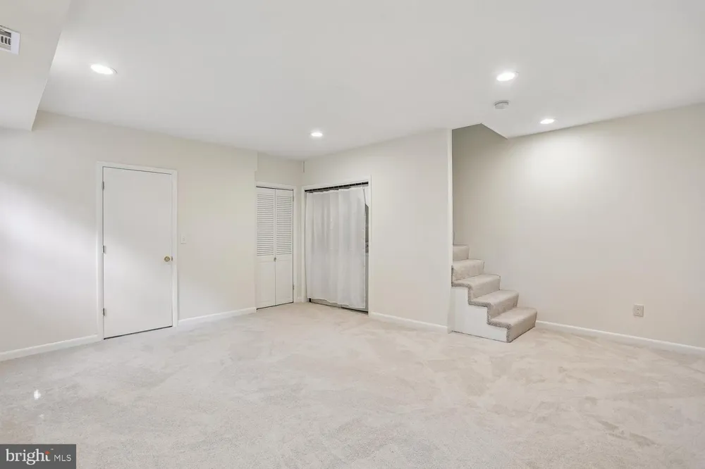 2635 HOLMAN AVENUE Silver Spring, MD 20910