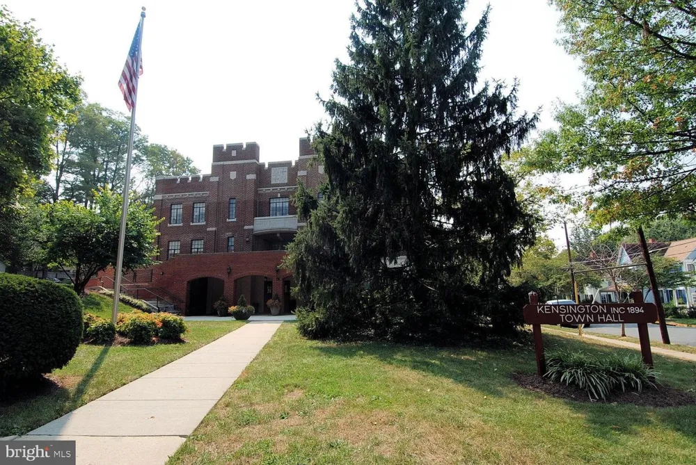 2635 HOLMAN AVENUE Silver Spring, MD 20910
