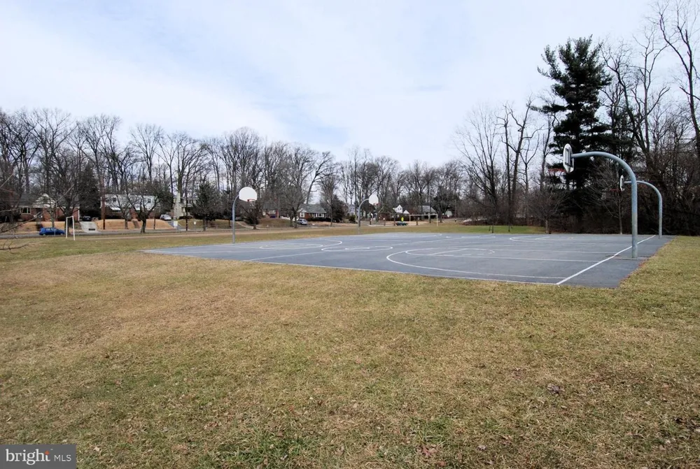 2635 HOLMAN AVENUE Silver Spring, MD 20910