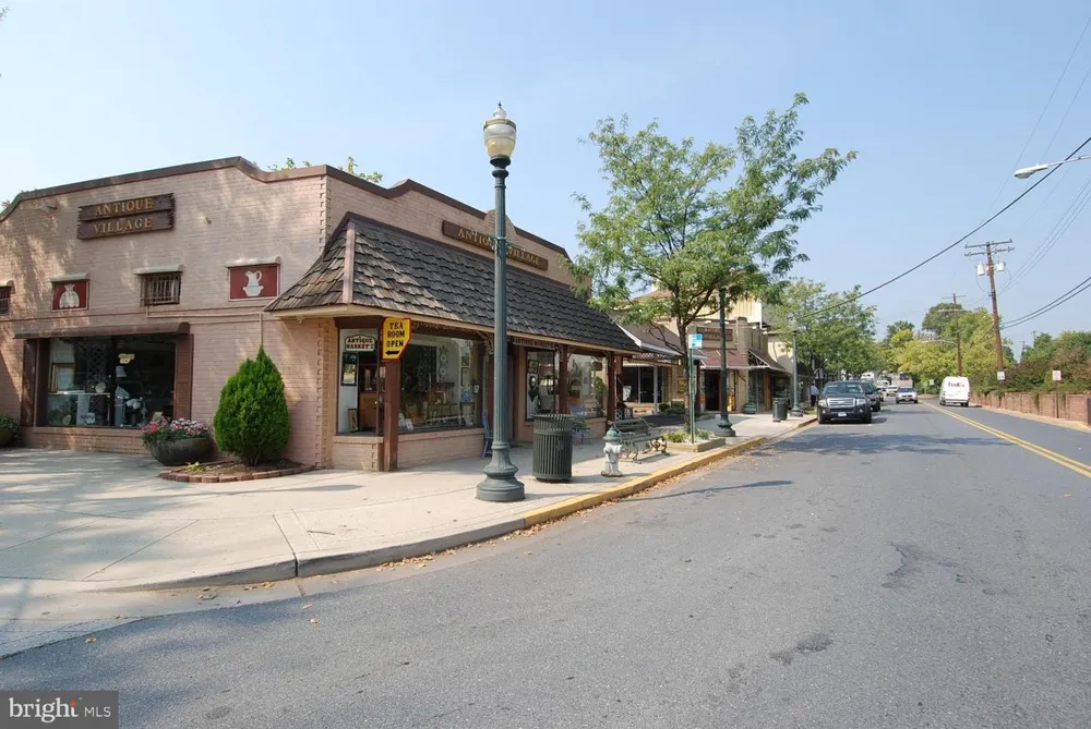 2635 HOLMAN AVENUE Silver Spring, MD 20910