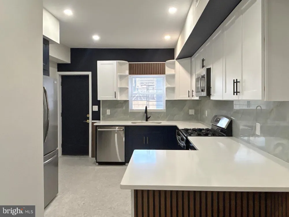 2636 E MONUMENT STREET Baltimore, MD 21205