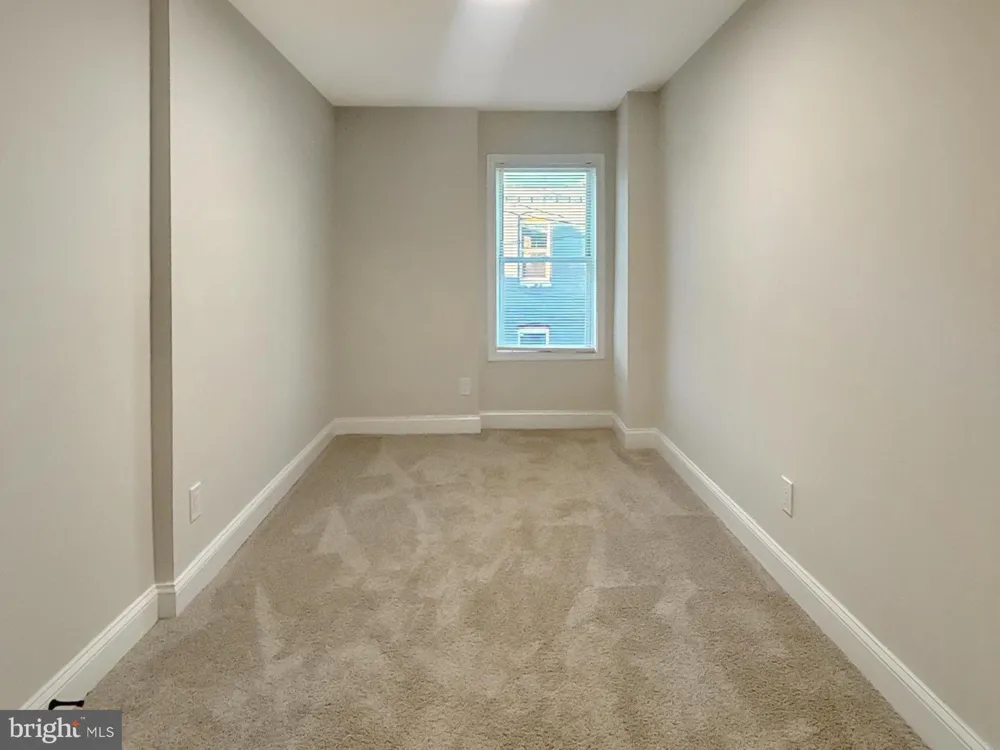 2636 E MONUMENT STREET Baltimore, MD 21205
