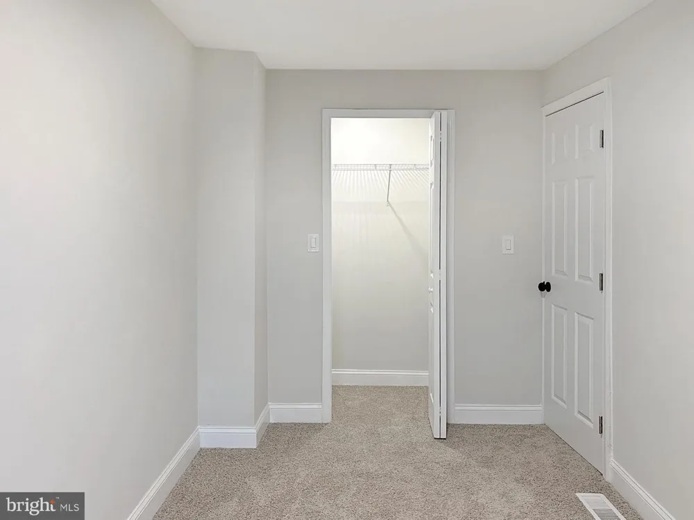 2636 E MONUMENT STREET Baltimore, MD 21205