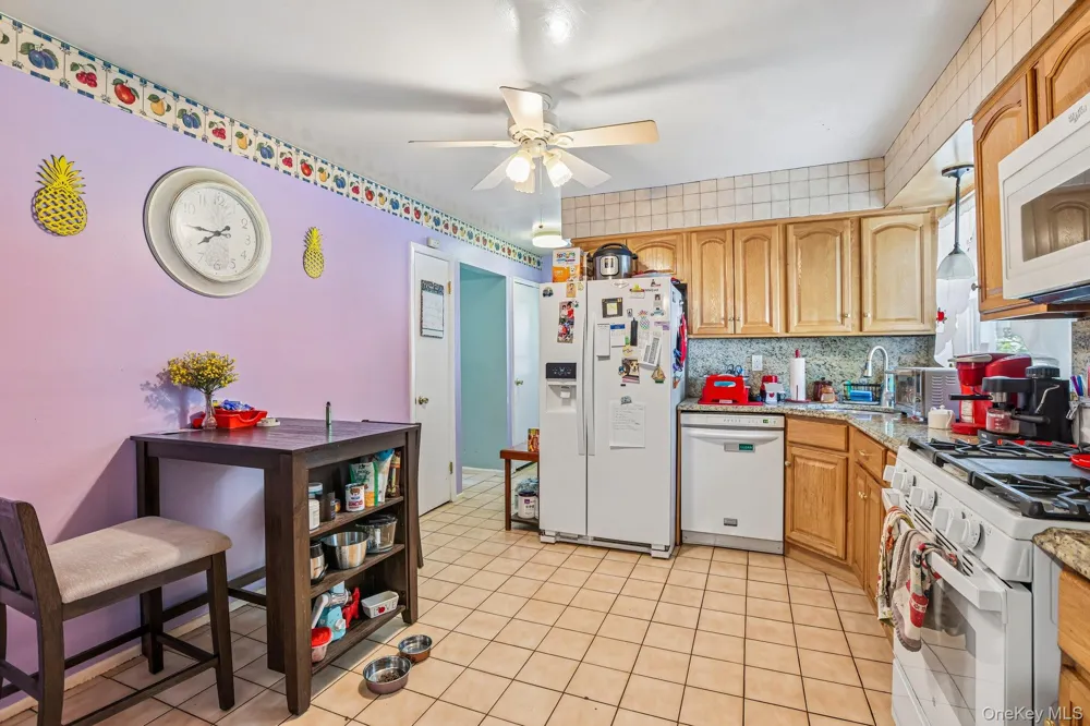 12 Bryn Mawr Parkway Bronxville, NY 10708