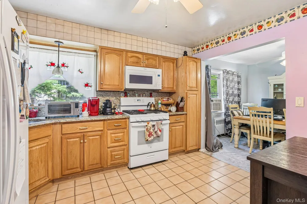 12 Bryn Mawr Parkway Bronxville, NY 10708