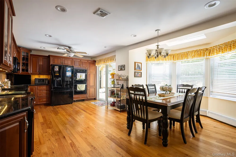 41 Brook Run Drive Medford, NY 11763