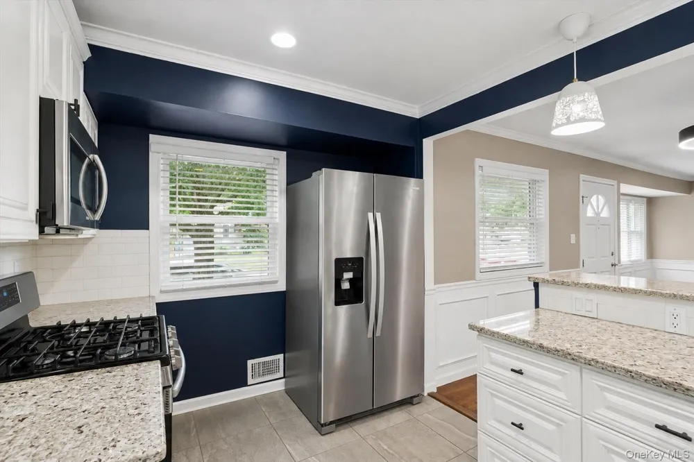 52 Larry Road S Selden, NY 11784