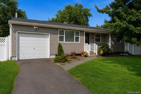 52 Larry Road S