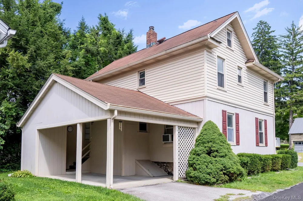 7 Maple Avenue Millbrook, NY 12545