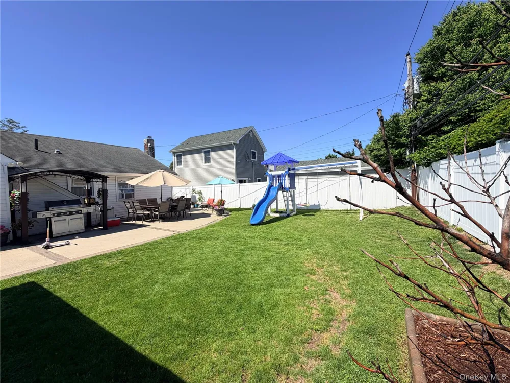 20 Jamaica Avenue Plainview, NY 11803