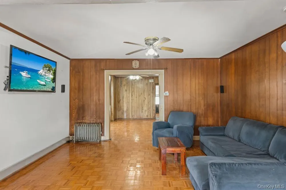 1549 E 96th Street Brooklyn, NY 11236