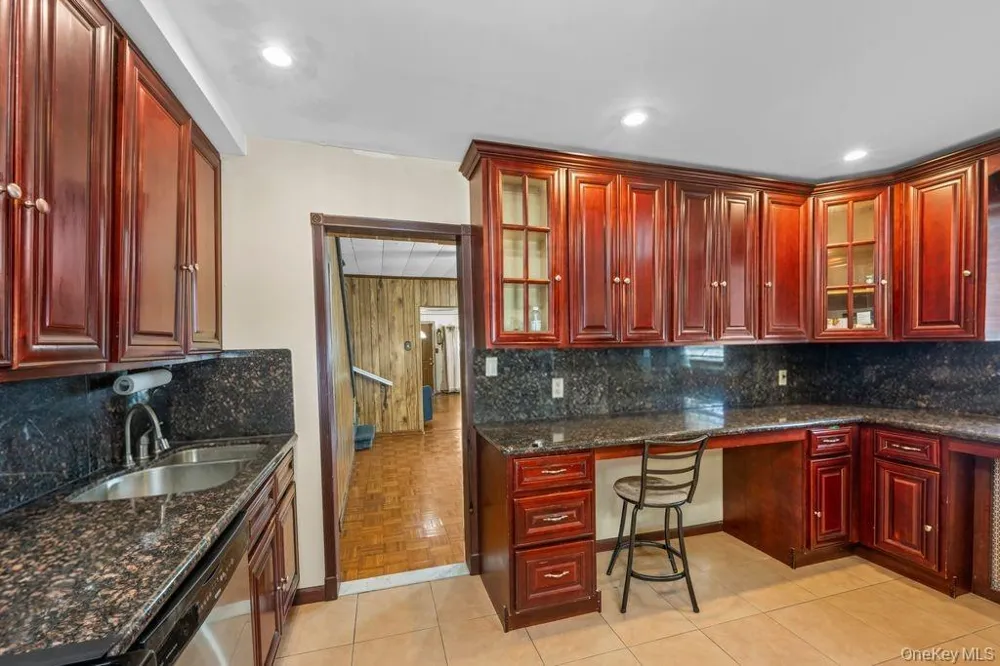 1549 E 96th Street Brooklyn, NY 11236