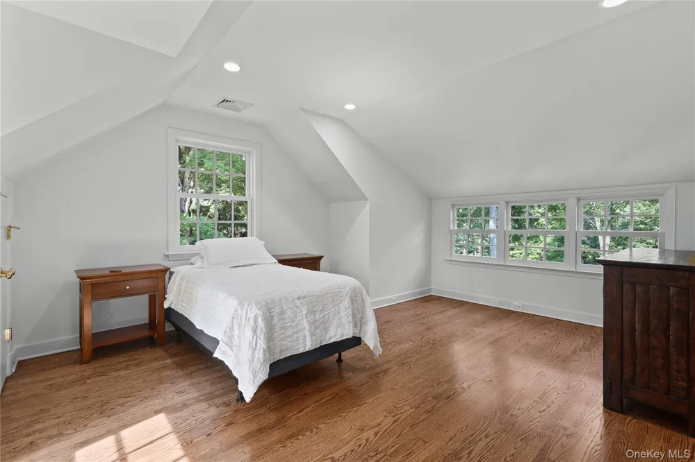 430 Harris Road Bedford Hills, NY 10507