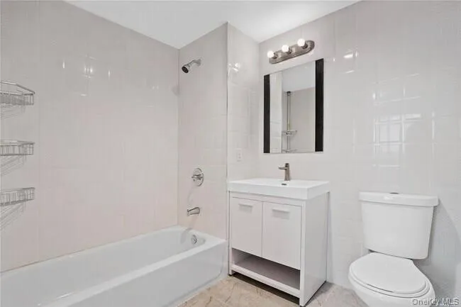 70-26 Queens Boulevard #10E Woodside, NY 11377