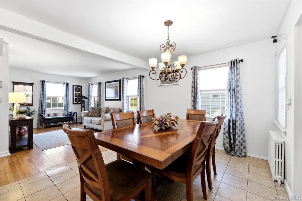 205 Stuart Road Valley Stream, NY 11581