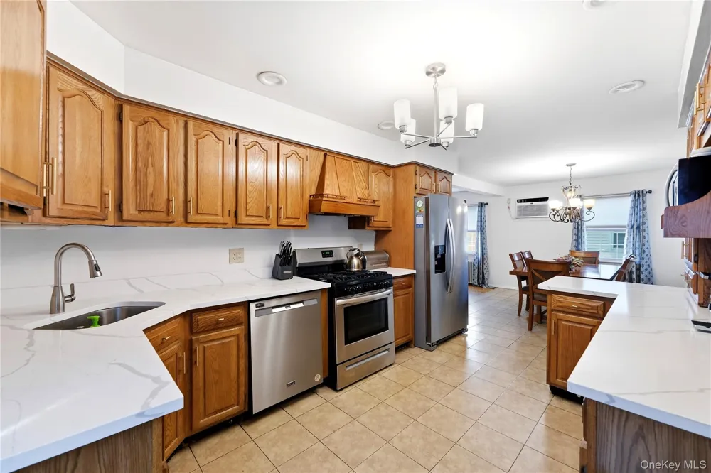205 Stuart Road Valley Stream, NY 11581