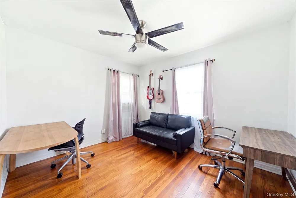 205 Stuart Road Valley Stream, NY 11581