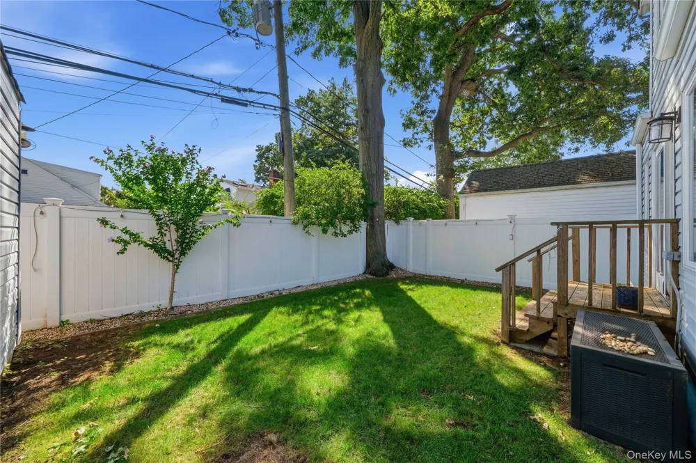 205 Stuart Road Valley Stream, NY 11581