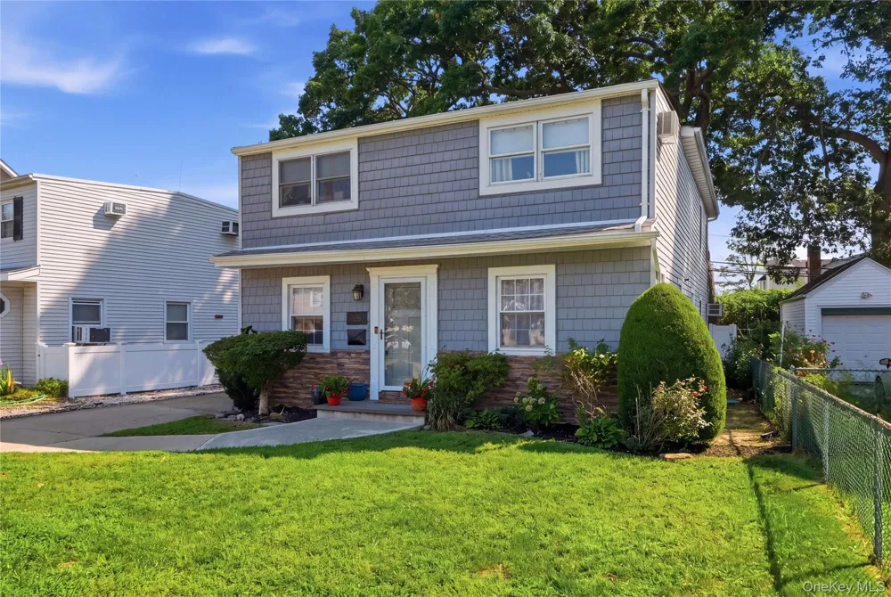 205 Stuart Road Valley Stream, NY 11581