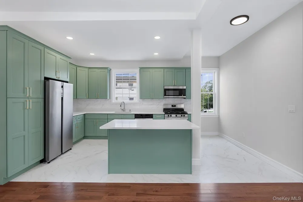 29 N. Third Street Hudson, NY 12534