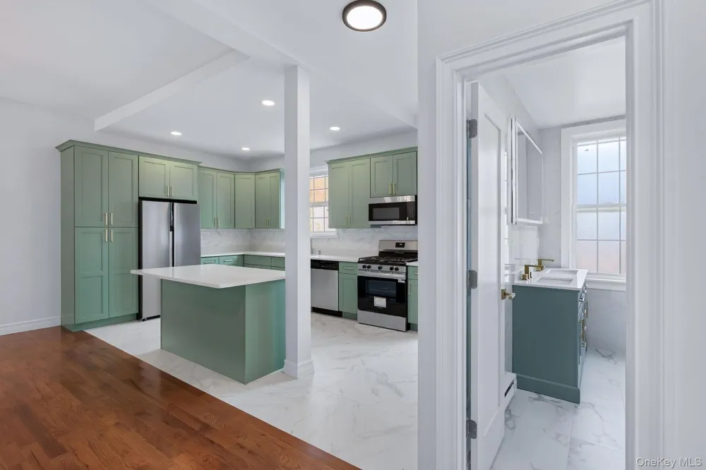 29 N. Third Street Hudson, NY 12534