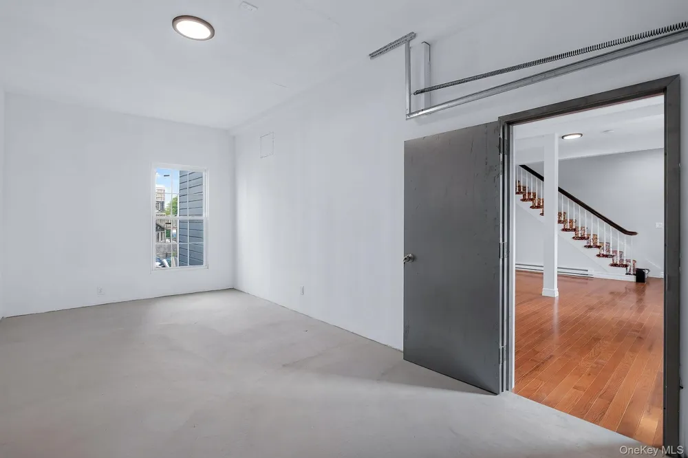 29 N. Third Street Hudson, NY 12534