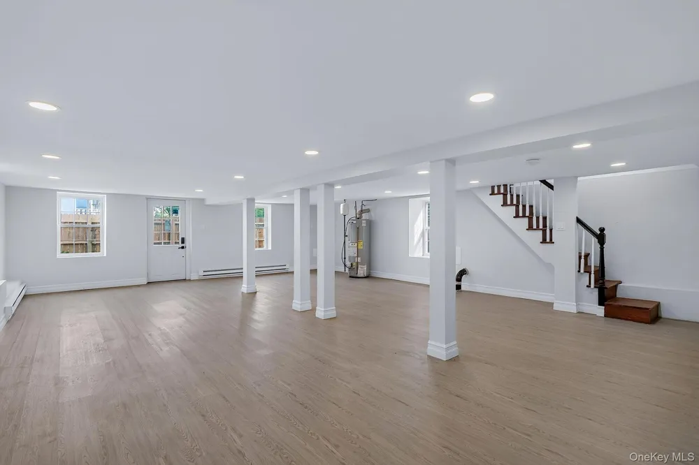 29 N. Third Street Hudson, NY 12534