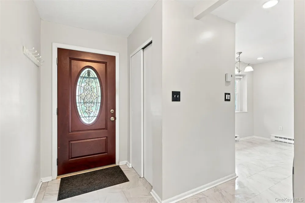 7 Roundtree Court Beacon, NY 12508