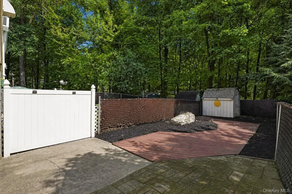 7 Roundtree Court Beacon, NY 12508
