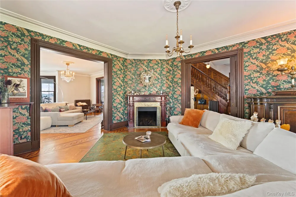 28 Hamilton Avenue Ossining, NY 10562