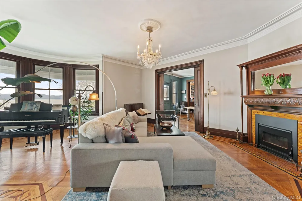 28 Hamilton Avenue Ossining, NY 10562