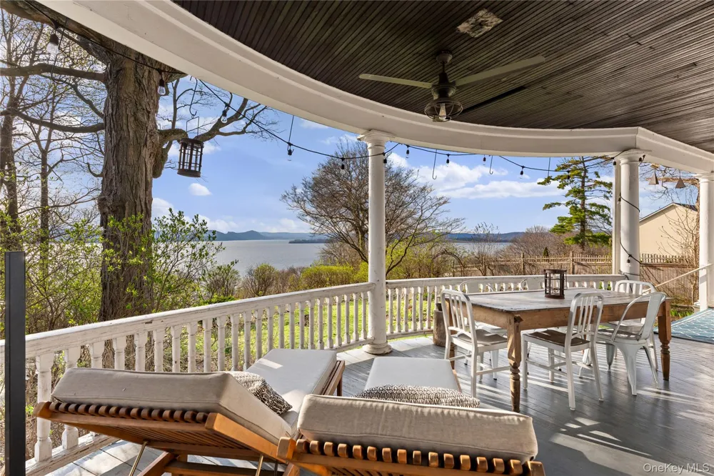 28 Hamilton Avenue Ossining, NY 10562