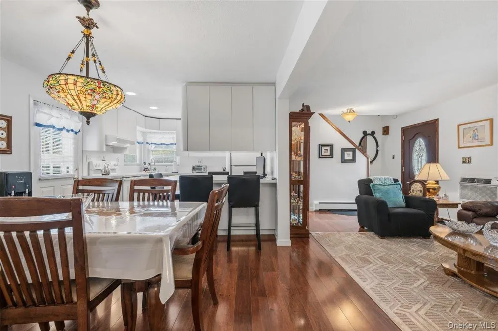 210 5th Street Bethpage, NY 11714