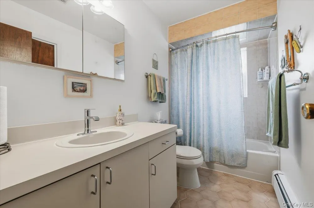 210 5th Street Bethpage, NY 11714