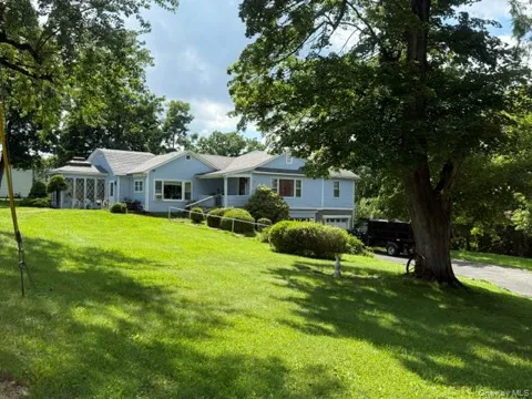 26 Crest Road