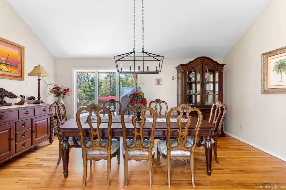 12 Flax Pond Woods Road East Setauket, NY 11733