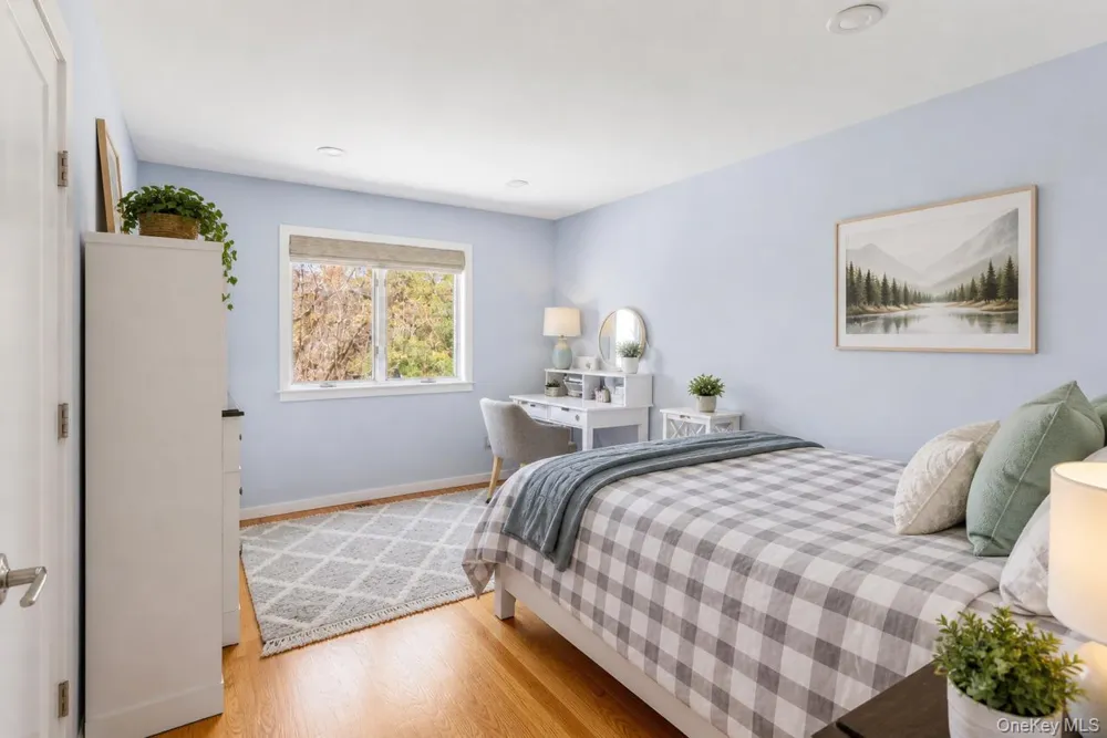 12 Flax Pond Woods Road East Setauket, NY 11733