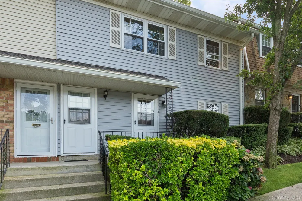 9 Harbour Lane #4A Oyster Bay, NY 11771