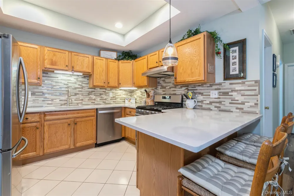 1401 Aerie Way East Quogue, NY 11942