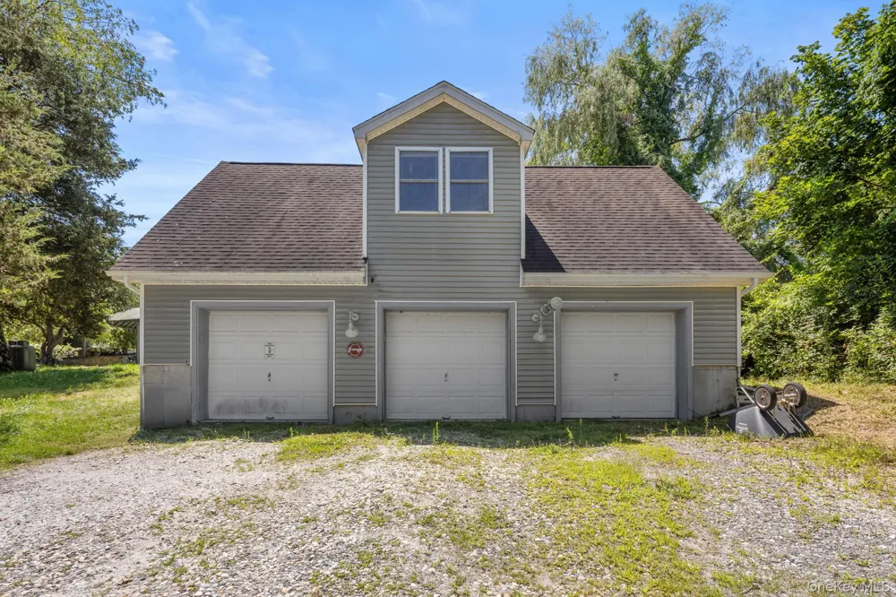 12 Rebecca Drive Pawling, NY 12564