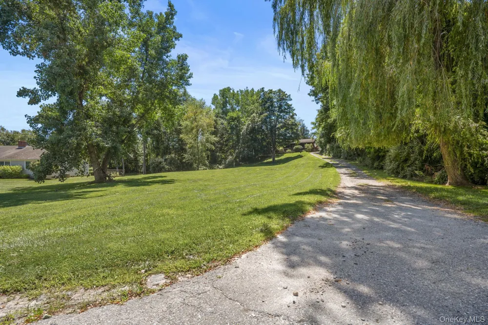 12 Rebecca Drive Pawling, NY 12564