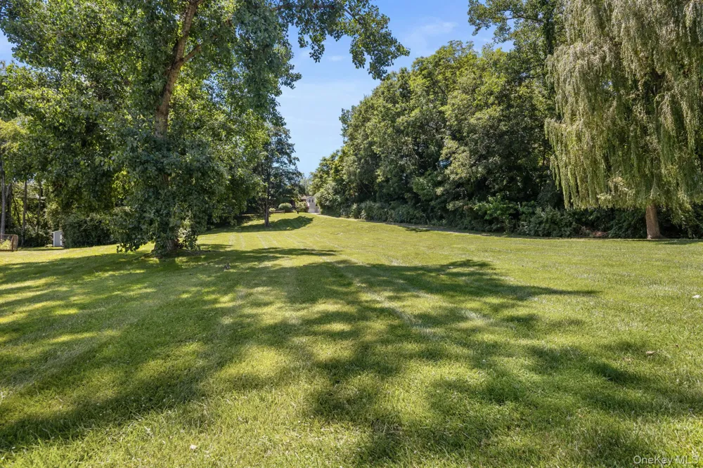 12 Rebecca Drive Pawling, NY 12564