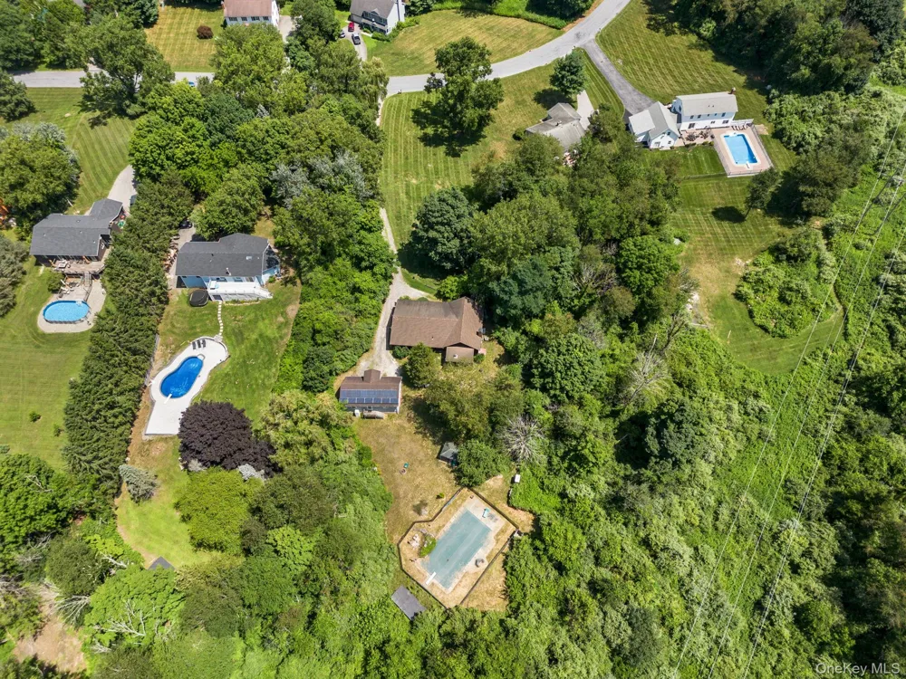 12 Rebecca Drive Pawling, NY 12564