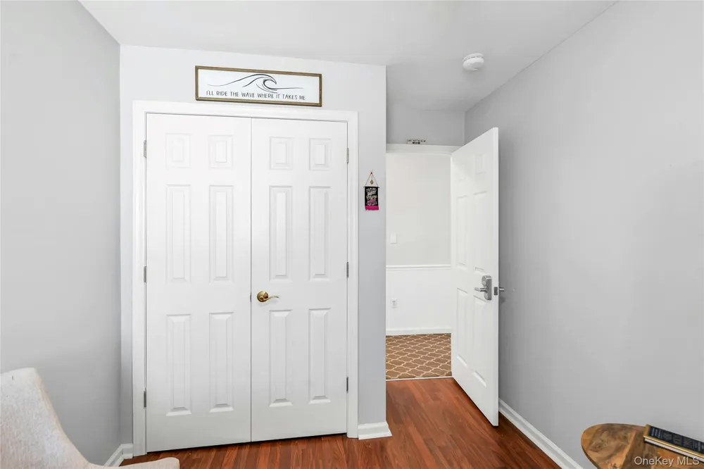 7 Mohawk Drive Massapequa, NY 11758