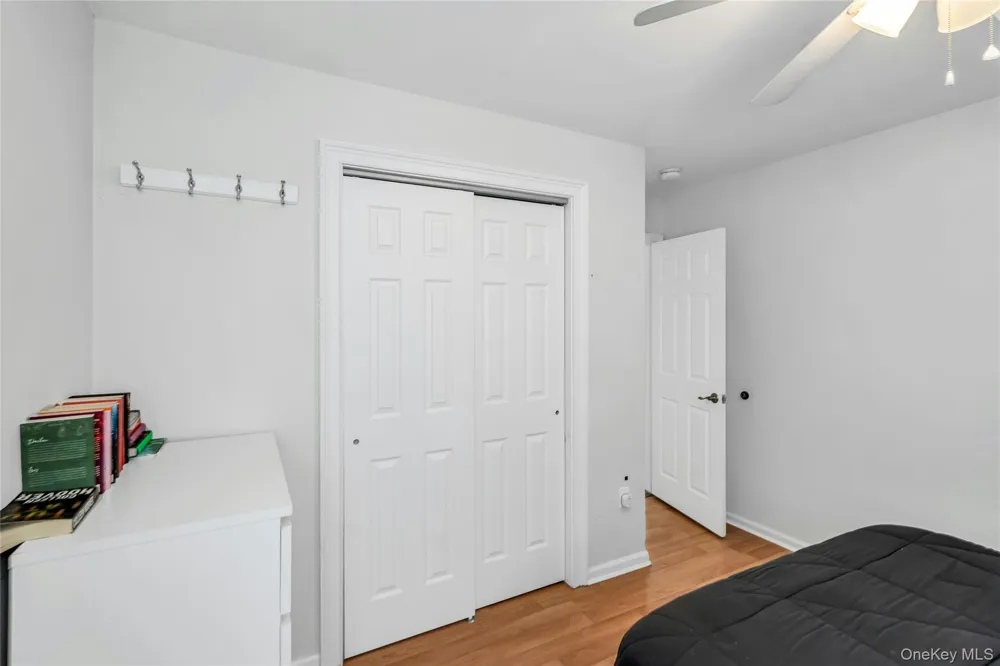 7 Mohawk Drive Massapequa, NY 11758