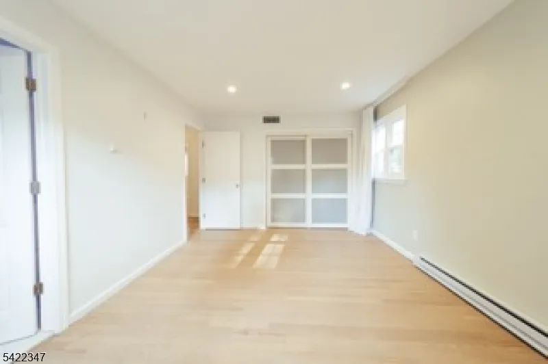 430 MANOR AVENUE Cranford, NJ 07016