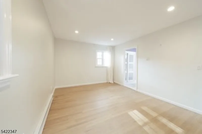 430 MANOR AVENUE Cranford, NJ 07016
