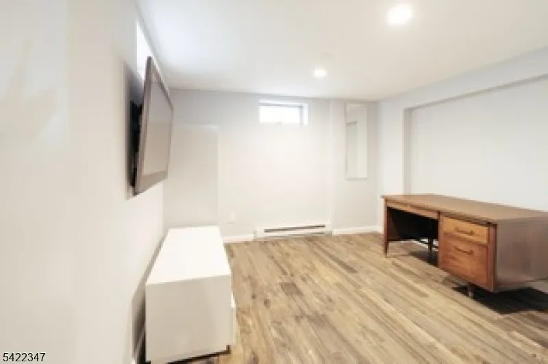 430 MANOR AVENUE Cranford, NJ 07016
