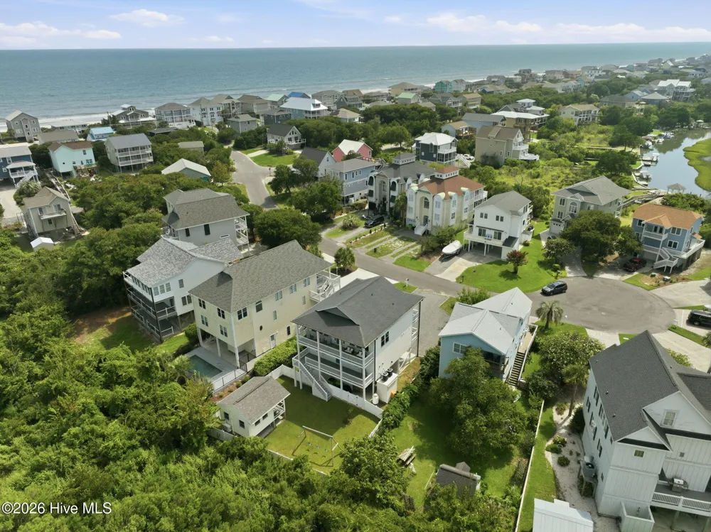 33 Sandy Lane Surf City, NC 28445