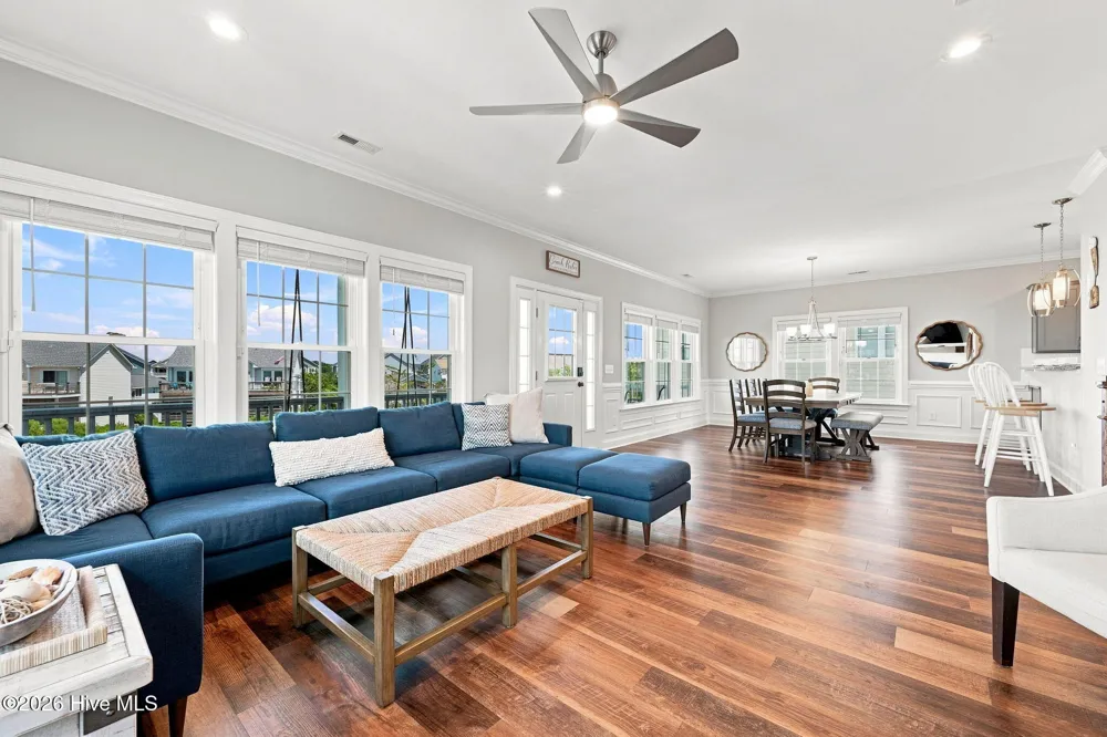 33 Sandy Lane Surf City, NC 28445